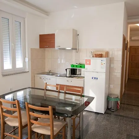 Apartman C