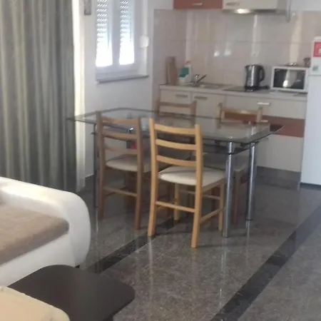 Apartman C ستاريغغاد باكلينتسا